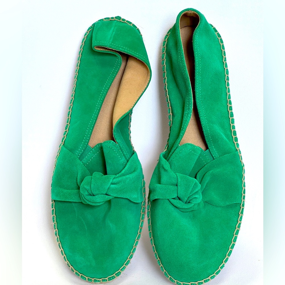 NEW Talbots “Izzy Knot” loafer